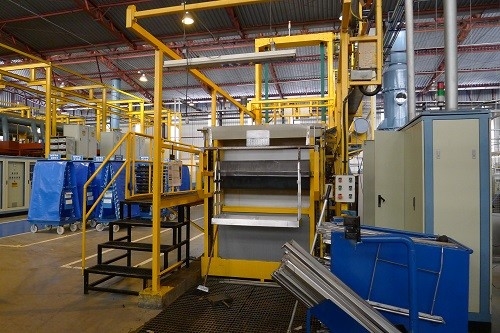 Linha avançada de revestimento automatizado para revestimento eletromagnético com precisão de revestimento de até 0,02 mm